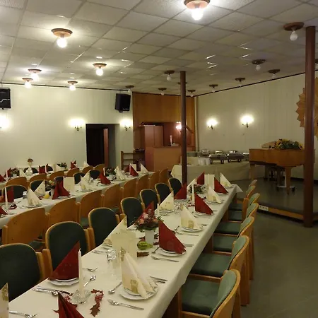 Hotel Landhotel & Altenburg